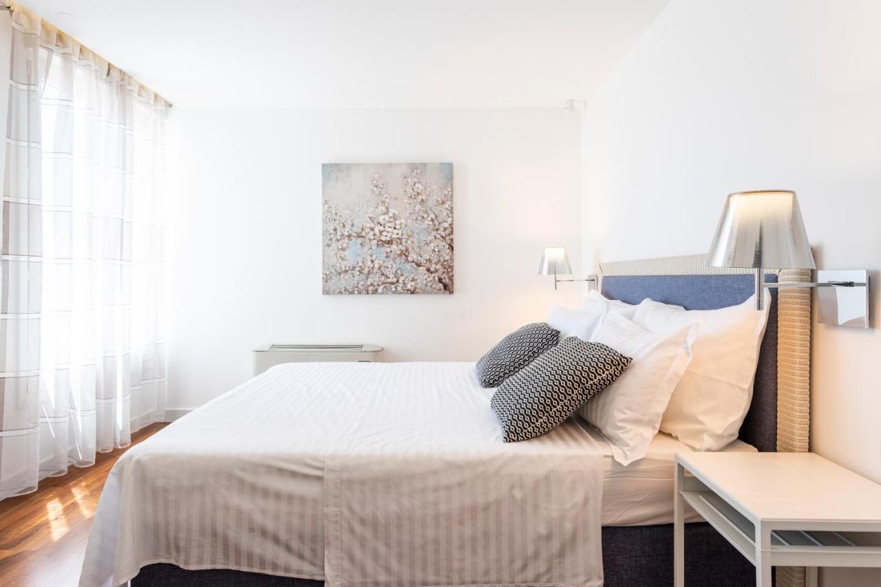Apartments Blue Maris Znjan スプリト エクステリア 写真